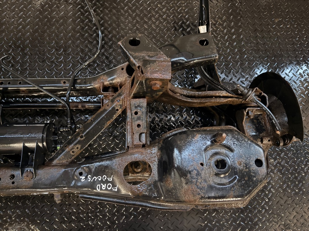 Punte spate Ford Focus 2 completa - imagine 4