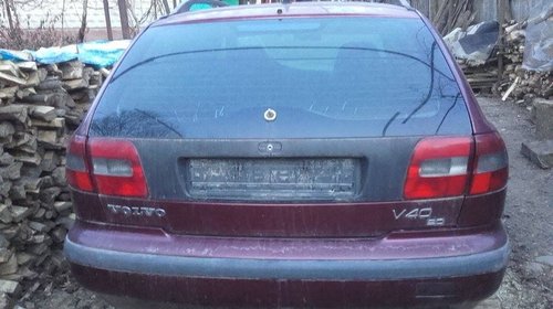 Punte spate Volvo V40/S40 2.0 benzina 1997