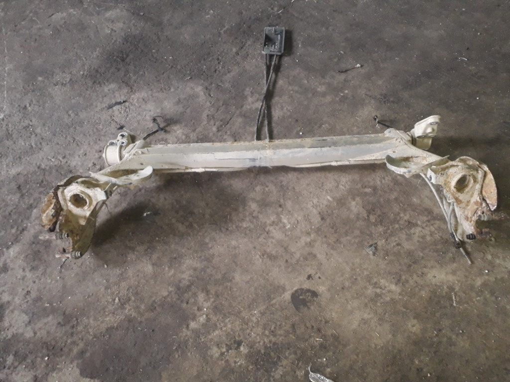 Punte Spate VW Passat B5.5 combi, albast