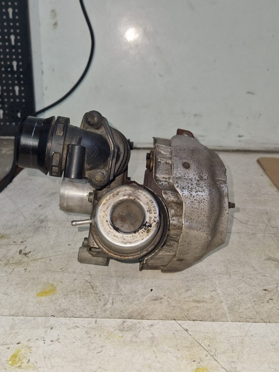R9M Turbocompresor 1.6 dci an fab 2011-2
