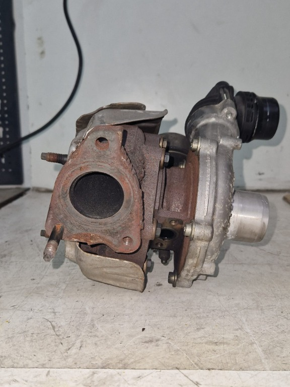 R9M Turbocompresor 1.6 dci an fab 2011-2