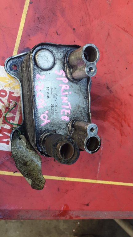 Racitor ulei Mercedes Clasa C (W203) 2.7cdi COD A6121880301