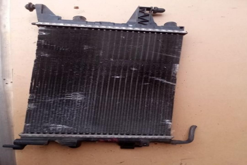 RAD28 Radiator apa Opel OEM: