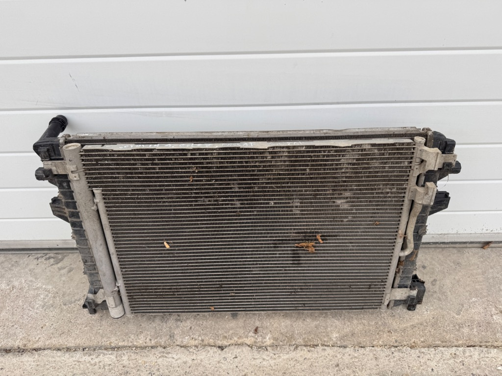 Radiator AC + radiator intermediar Skoda Octavia 4 Volkswagen Golf 7 Volkswagen Passat 2.0 TDI