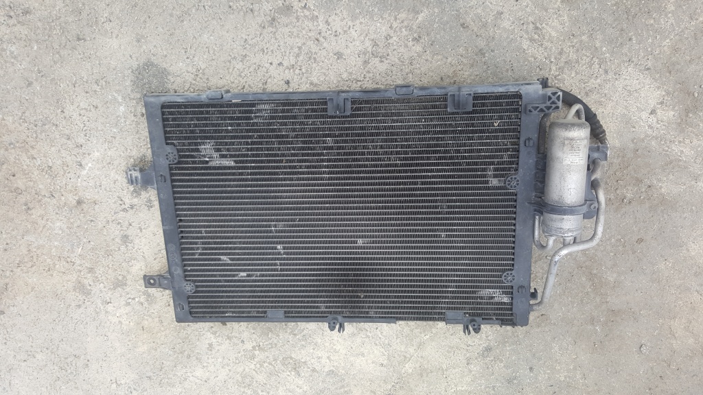 Radiator aer conditionat Opel Corsa C 2001 2002 1.2 benzina