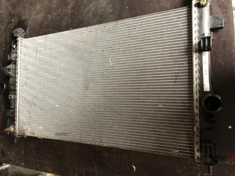 Radiator apa cutie automata 2.0 cdti 13241724 Opel Insignia A [2008 - 2014]