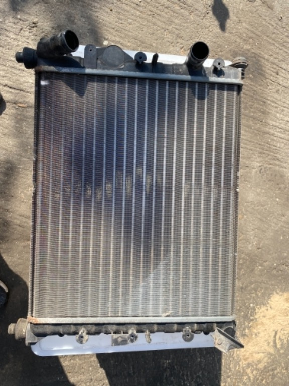 Radiator apa Dacia Logan 1.4 mpi 2006 cod 8200125767
