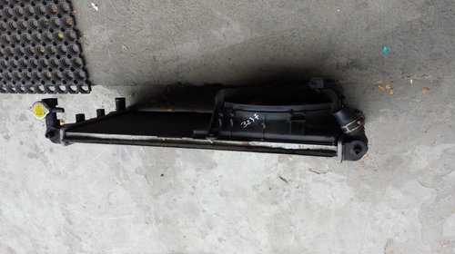 Radiator apa Mazda 323F