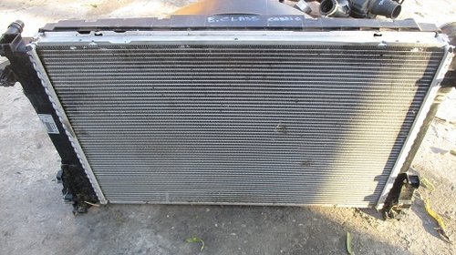 Radiator apa Mercedes E Class C207/W212 2.0i cutie automata 2015