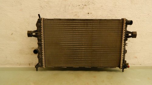 Radiator Apa Racire Opel Astra G 1.6 Cod 9057