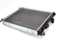 RADIATOR APA RENAULT CLIO II (BB_, CB_) 1.6 (B/CB0D, BB00) 1.4 (B/CB0C, B/CB0S) 2.0 16V Sport (CB0M) 1.9 dTi (B/CB0U) 1.6 16V (BB01, BB0H, BB0T, BB14, BB1D, BB1R, BB2KL, BB3G... 1.9 D (B/CB0E, BB0J) 1.9 D (B/CB0J) 2.0 16V (CB0M, CB1G) 1.4 16V (B/CB0L