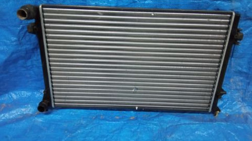 Radiator apa Volkswagen Jetta 1.6 FSI BSE