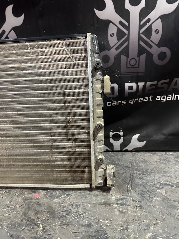 Radiator apa Volkswagen Polo 1.2 1999 2000 2001 2002 2003 2004 2005 2006 2007 - imagine 3