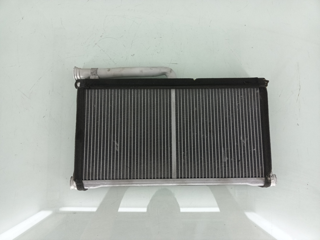 Radiator bord Audi A6 C6 2.7 TDI BPP 2004-2008 DezP: 17735