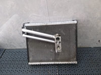 Radiator calorifer clima bord mercedes a class w176 cz116577139 2468300084 cz4475003841