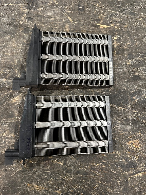 Radiator calorifer electric PTC Volkswagen Golf 5 Passat B6 Touran Audi A3 8P Skoda Octavia 2 Seat Leon 2 - Co - imagine 1