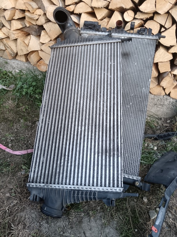 Radiator intercooler 2.0 cdti A20dth 13241751 Opel Insignia A [2008 - 2014] 2.0 cdti a20dth