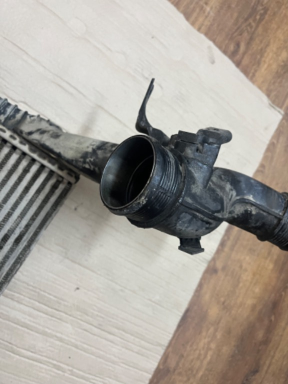 Radiator intercooler Audi Q7 4L 3.0 BUG 