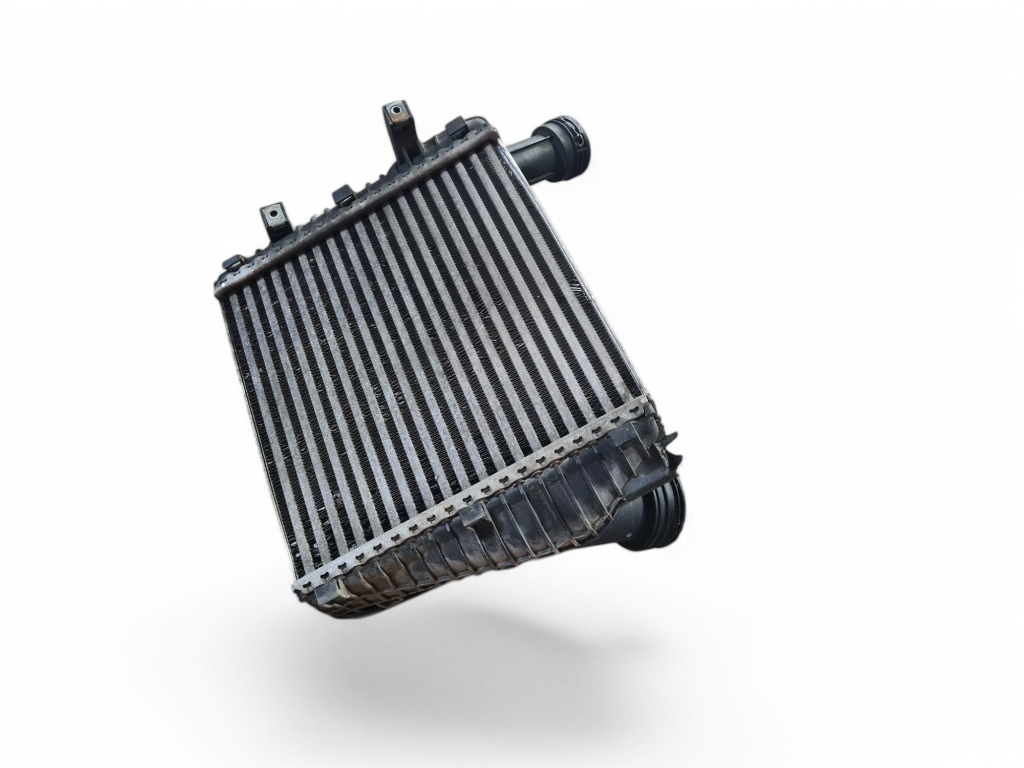 Radiator intercooler dreapta cu deflecto