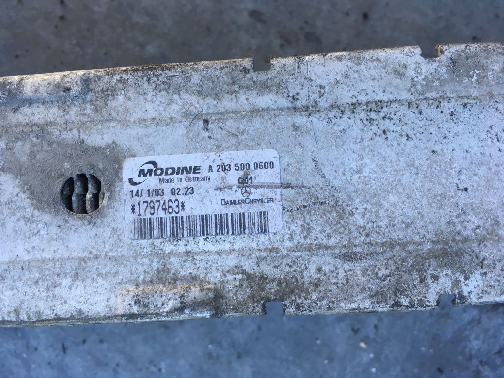Radiator intercooler Mercededs C-class W203 cod: A