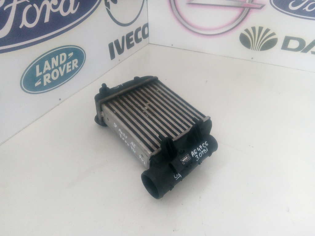 Radiator intercooler partea stanga A6 4F C6 3.0 TDI