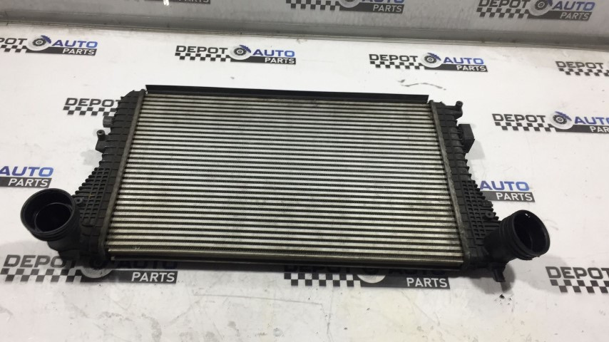 RADIATOR INTERCOOLER VW JETTA 2006 1.9 TDI BXE COD 1K0 145 803 L / 1K0145803L (id: 198)