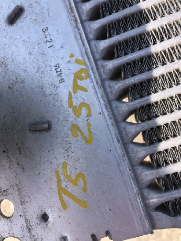 Radiator intercooler Vw T5 2.5 tdi cod C