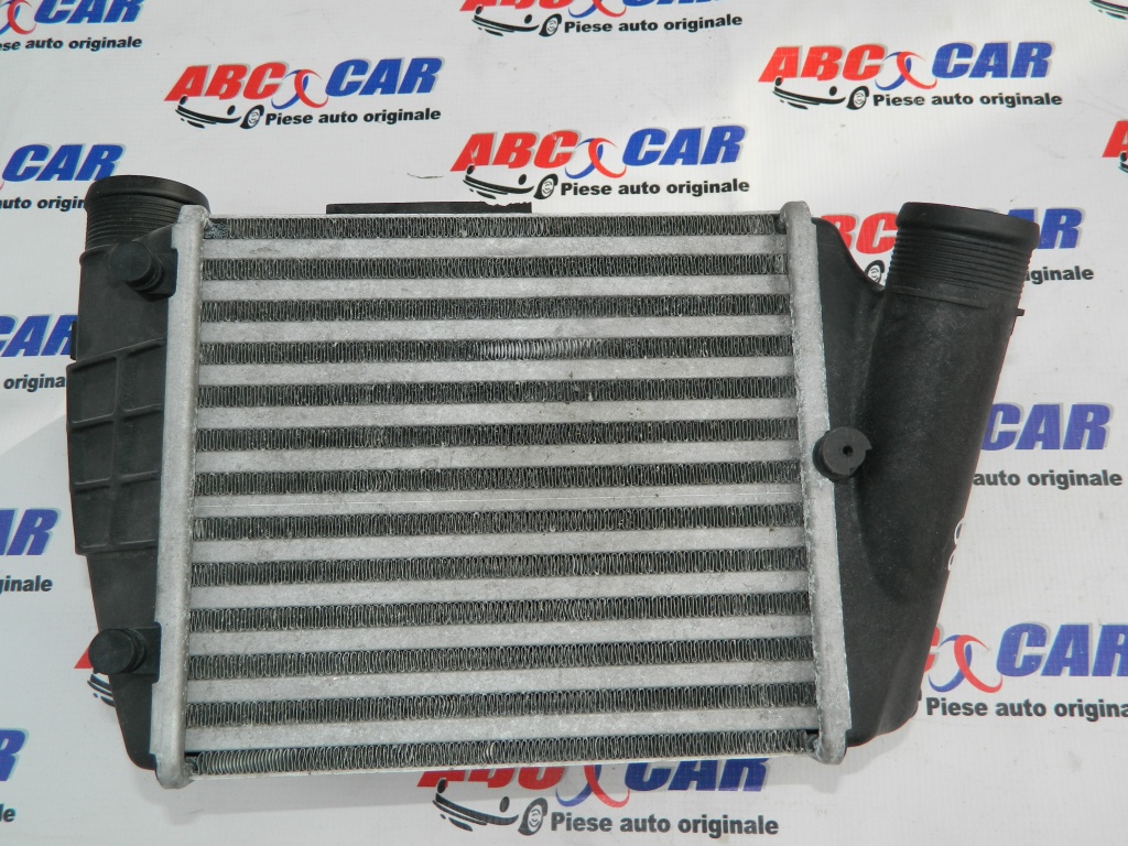 Radiator intercooler Audi A4 B7 3.0 TDI cod: 8E0145806L model 2006