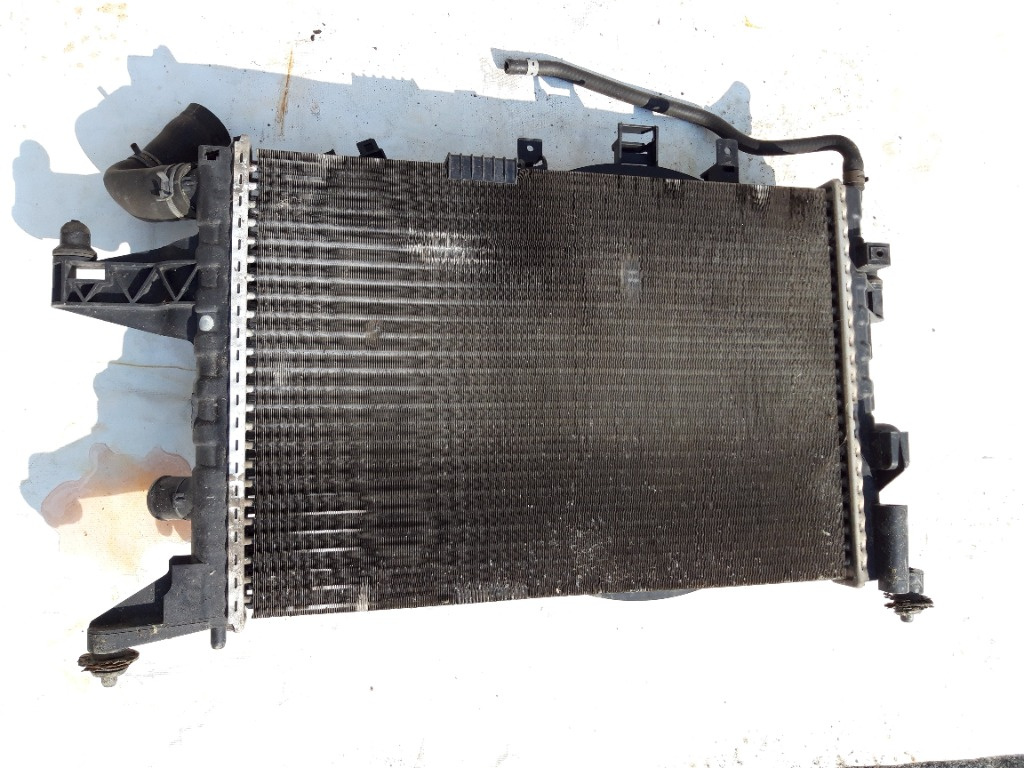 Radiator răcire apa Opel corsa C 1.0 1.
