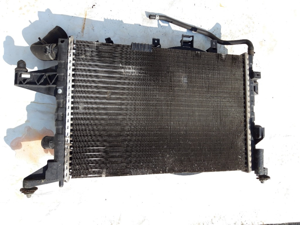 Radiator răcire apa Opel corsa C 1.0 1.2 1.3 cdti 1.7 2001 2002 2003 2004 2005 2006 2007