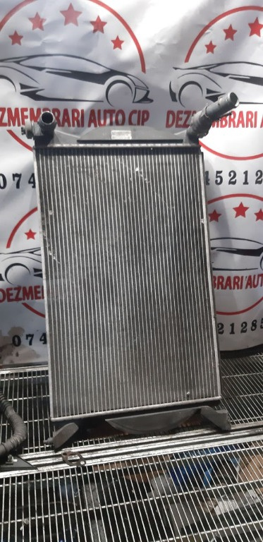 Radiator racire apa audi a4 b7 2.0 tdi cod 8e0121251a