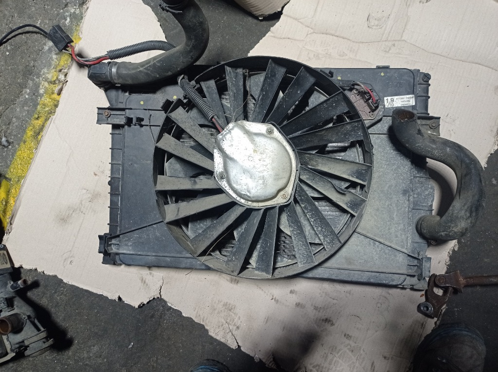 RADIATOR Termocupla Complet FIAT DOBLO 1.9 JTD AN 2004 COD 1726868.29