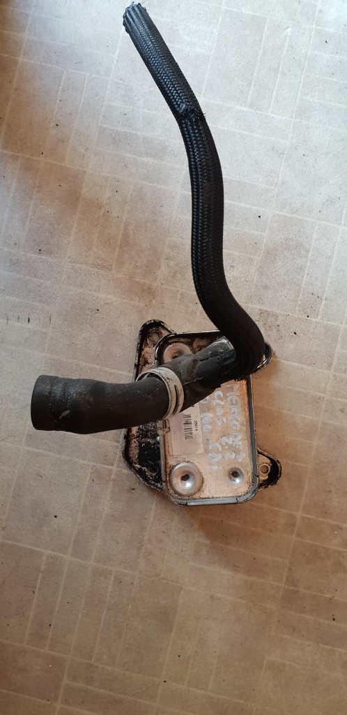 Radiator ulei Mercedes C Class 2.2 CDI, cod produs: A 611 188 03 01/A6111880301