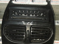 Radio casetofon cu cd peugeot 206 an 2004