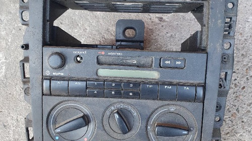 Radio casetofon cu panou clima Volkswagen Gol