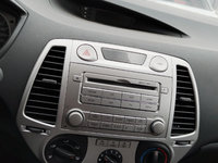 Radio casetofon Hyundai i20 2012 1.2 77HP