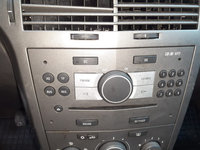 Radio casetofon Opel Astra H 2006 1.6 Twinsport Z16XEPF