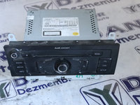 RADIO CD AUDI Q5 / AN 2011 - COD 8T1035186P