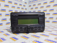 Radio CD avand codul 5J0035161 pentru Skoda Fabia 2