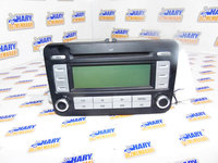 Radio CD avand codul original -1K0035186AD- pentru VW Golf 5 2008.