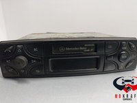 Radio CD casetofon A2038201686 A 203 820 16 86 [07] Mercedes-Benz C-Class W203 [2000 - 2004] Sedan 4 - usi