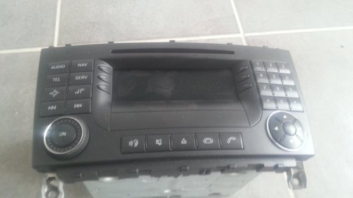 Radio CD cu navigatie Mercedes cod A203870198