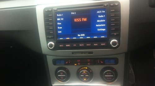 Radio cd cu navigatie originala passat b6 gol