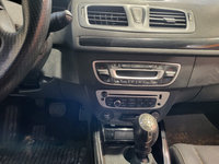 Radio CD MP3 cu Bluetooth Renault Megane 3 an 2008 - 2014 cod 281153266R