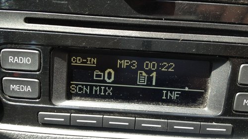 Radio CD mp3 VW Up! din 2012 cod 1S0035156B