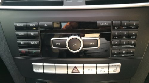 Radio cd navigatie Mercedes c220 cdi w204 fac