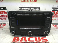 Radio CD Navigatie VW Passat cod: 3c0035270