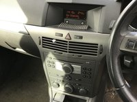 Radio CD opel Astra H CD30