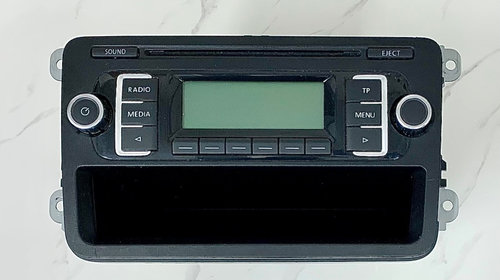 Radio CD player cu spatiu depozitare VW Golf 