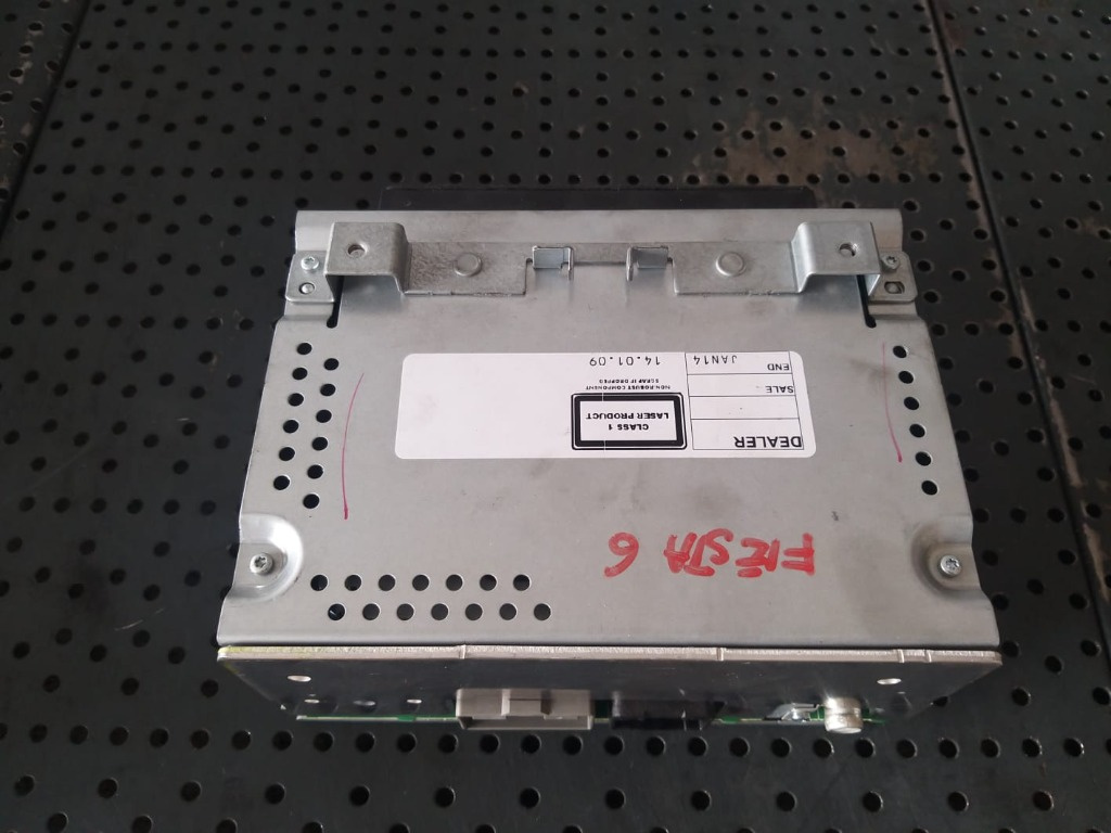 Radio cd player ford fiesta 6 cb1 ccn 8a